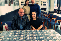 EKG dedikálás – Ráadás Mr. Basary 70+ életműkoncertje előtt
