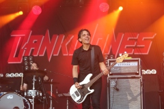 HD 120 Danko Jones, Airbourne