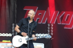 HD 120 Danko Jones, Airbourne