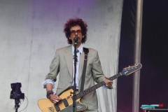 HD120 The Darkness, Wolfmother,  Kiss Forever Band
