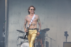 HD120 The Darkness, Wolfmother,  Kiss Forever Band