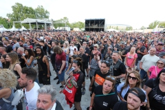 HD120 The Darkness, Wolfmother,  Kiss Forever Band