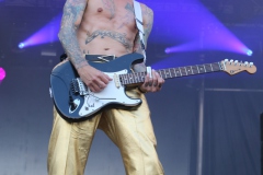 HD120 The Darkness, Wolfmother,  Kiss Forever Band