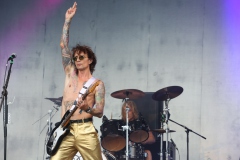 HD120 The Darkness, Wolfmother,  Kiss Forever Band