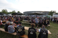 HD120 The Darkness, Wolfmother,  Kiss Forever Band