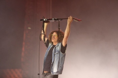 HD120 The Darkness, Wolfmother,  Kiss Forever Band