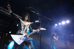 HD120 The Darkness, Wolfmother,  Kiss Forever Band