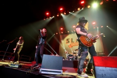 Slash featuring Myles Kennedy and The Conspirators 