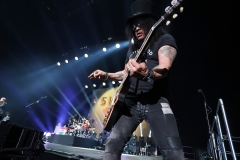 Slash featuring Myles Kennedy and The Conspirators 