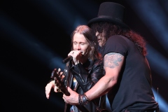 Slash featuring Myles Kennedy and The Conspirators 
