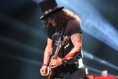 Slash featuring Myles Kennedy and The Conspirators 