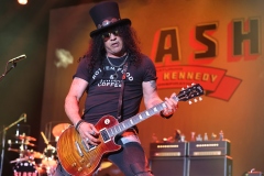 Slash featuring Myles Kennedy and The Conspirators 