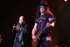 Slash featuring Myles Kennedy and The Conspirators 