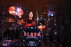 Slash featuring Myles Kennedy and The Conspirators 