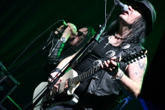 The 69 Eyes, Mister Misery - Éjfekete ünnepnap a Barba Negrában