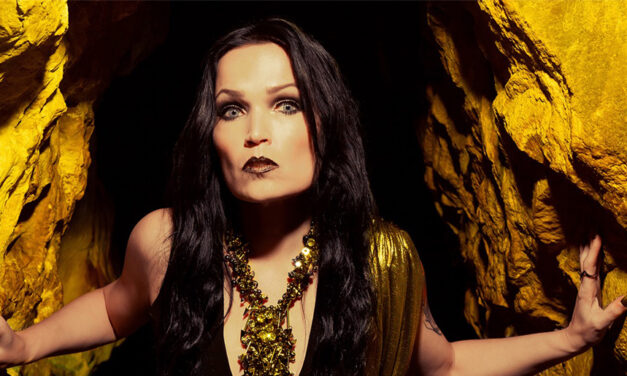 Tarja 2021 októberében jön a Barbába