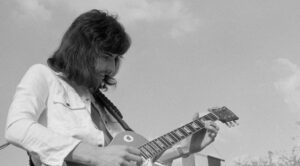Barta Tamás Gibson Les Paul gitárjának kálváriája – Schuster Lóránt visszaemlékezése