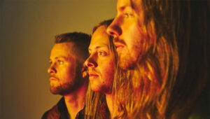 THE VINTAGE CARAVAN – Can’t Get You Off My Mind