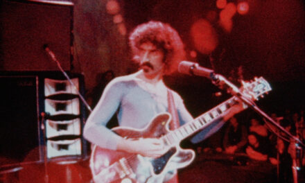 Egy drogmentes zenész rendhagyó hétköznapjai – Korhatáros Zappa film, a hazai mozikban is