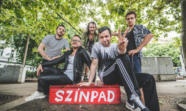 Hiperkarma – 21 év