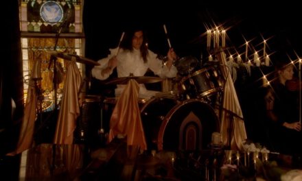 Greta Van Fleet Candlelight Sessions – Light My Love (Live)