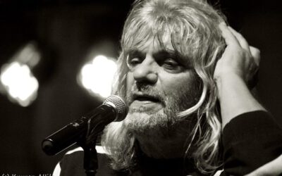 HOBO 77 – Térdig a sz*rban, fülig a szeretetben