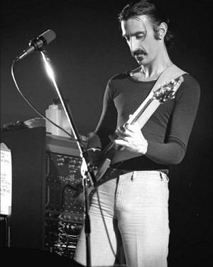 Kik voltak Frank Zappa kedvenc gitárosai?