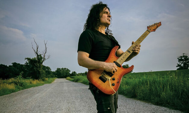 Vinnie Moore május 9-én ismét Budapesten játszik