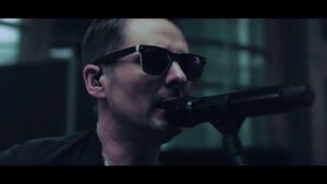 MUSE – WE ARE FUCKING FUCKED (Official Performance Video)