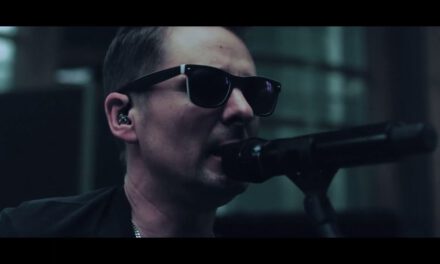 MUSE – WE ARE FUCKING FUCKED (Official Performance Video)