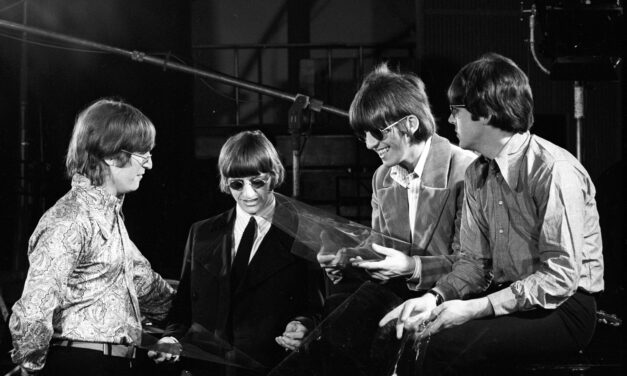 Feljavított hangzással megjött a The Beatles Revolvere!