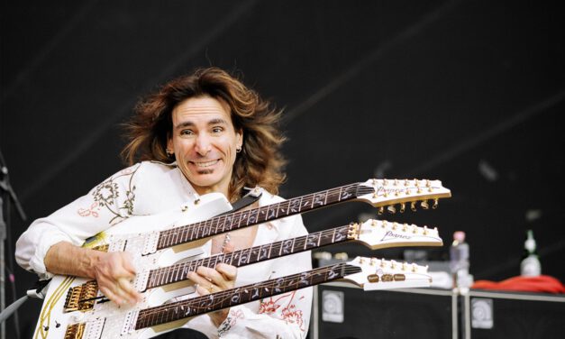 Steve Vai ismét Budapesten koncertezik!