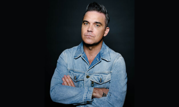 ROBBIE WILLIAMS jelenleg minden idők második legeredményesebb művésze…
