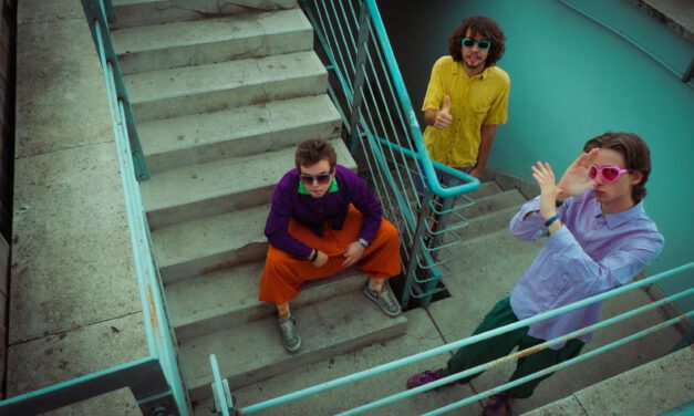 SLAPSTICK? – MIDLIFE DISCO