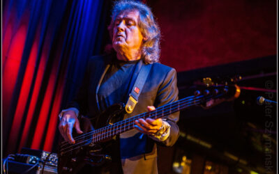 A Colosseum, a Rainbow, a Uriah Heep basszistája magyar zenészekkel…