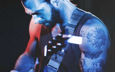 A hokitól az igazi szenvedélyes dalokig – Jonathan Roy először Budapesten