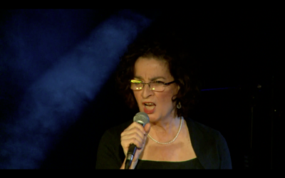 Kamondy Ágnes: PEST FÖLÖTT AZ ÉG koncert a Gödör klubban