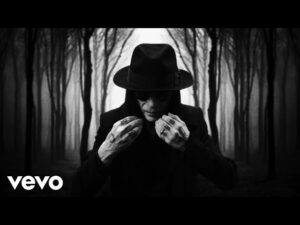 Mick Mars – Right Side of Wrong