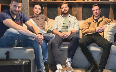 Nyers, őszinte képek fűszerezik az Anyu ez hangos újdonságát!