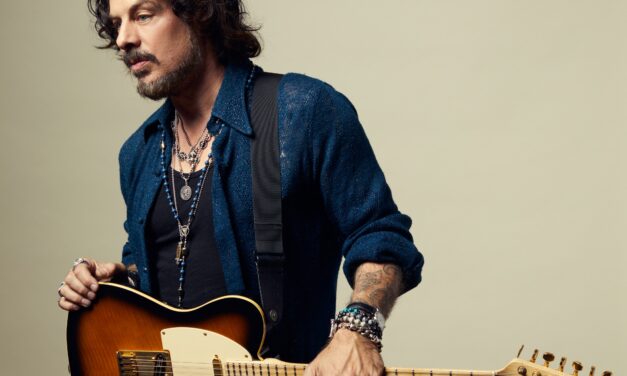 Új dalokkal tér vissza Richie Kotzen a Dürer Kertbe