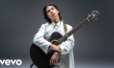 Marcin – Heart-Shaped Box on One Guitar
