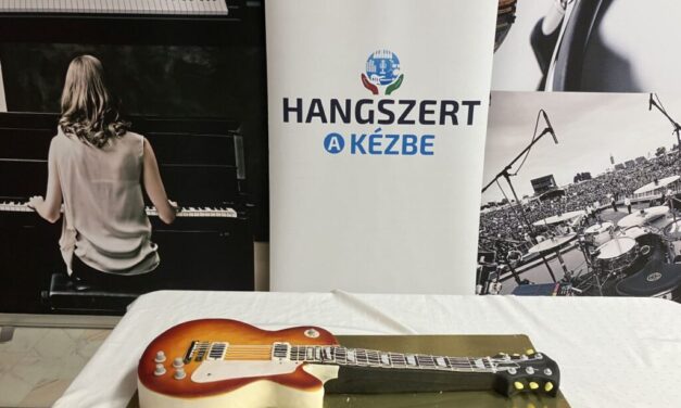 Nyolcadik évét zárja decemberben a Hangszert a kézbe rendezvénysorozat