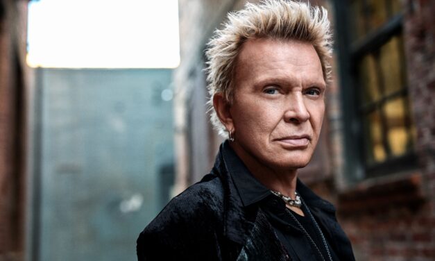 A punk-rock legenda, Billy Idol a Budapest Parkba is elhozza legnagyobb slágereit