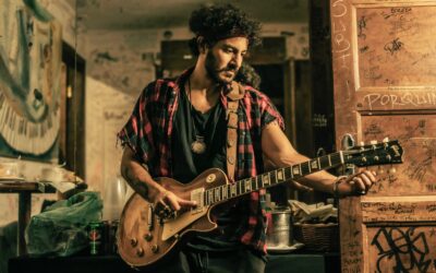 Brazil gyökerű tüzes gitározás: ARTUR MENEZES