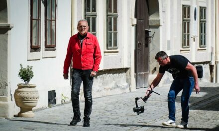 “Ami a szememben, az van a szívemen…” – új Ossian dal és klip