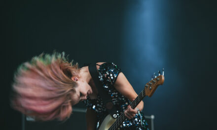 The Subways: Rock & Roll Queen újrafelvett verziójával jelentkeztek