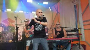 Mini Art-űr: Körbezárt a dzsungel + Smoke On The Water (Esztergom, 2025. 08. 15.) – Mini + DP cover