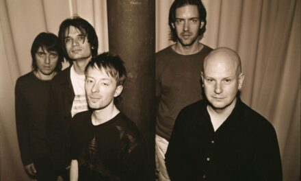A Radiohead egyik sikerlemezük élő verziójával lepte meg rajongóit