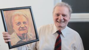 Elhunyt Komjáthy György