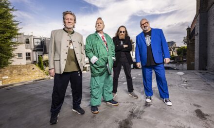 Budapestre érkezik Johnny Rotten bandája, a Public Image Ltd